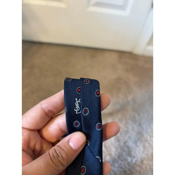 Yves Saint Laurent navy blue red dots tie - Picture 4 of 8